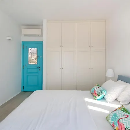 Villa Searenity - Seafront Aliki (Paros)