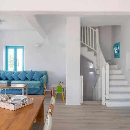 Searenity - Seafront Villa Aliki (Paros)