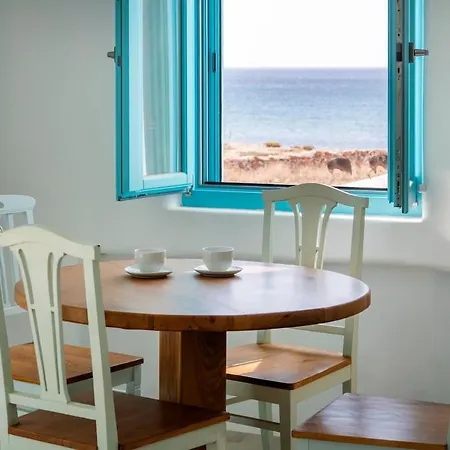 Villa Searenity - Seafront